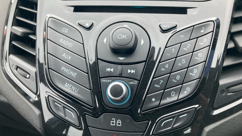 Ford Fiesta 1.25 82 Zetec 5dr Petrol Hatchback